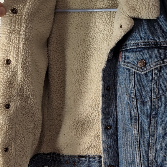 Levi's | Acid Wash Sherpa Trucker Blue Insulated Denim Jacket Size S - Picture 7 of 11